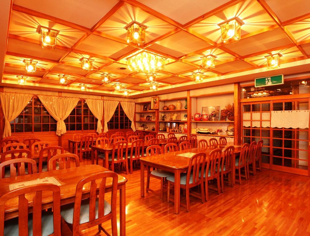 Jyonnobinayado Yoemu Hotel Nozawaonsen Bagian luar foto